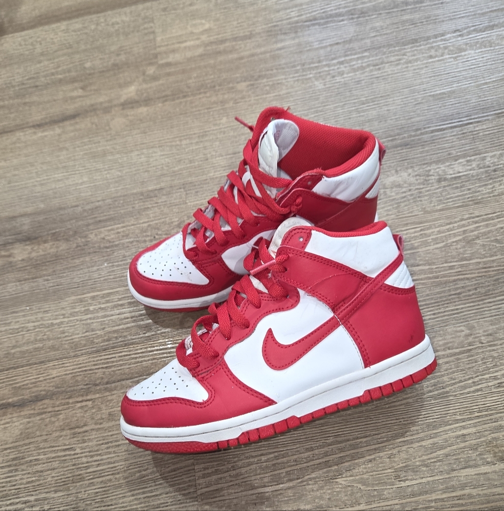 Nike Dunk High Championship White and Red 4.5 Youth